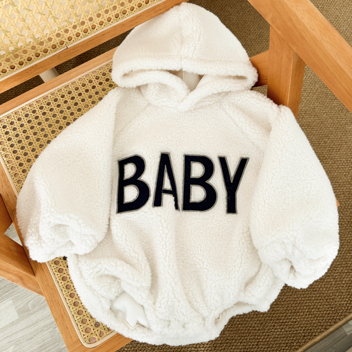 Neutral baby letter pattern long sleeved winter jumpsuit for 1-18 months