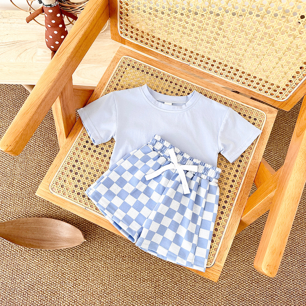 Summer Casual Solid Short Sleeve T-shirt & Plaid Shorts