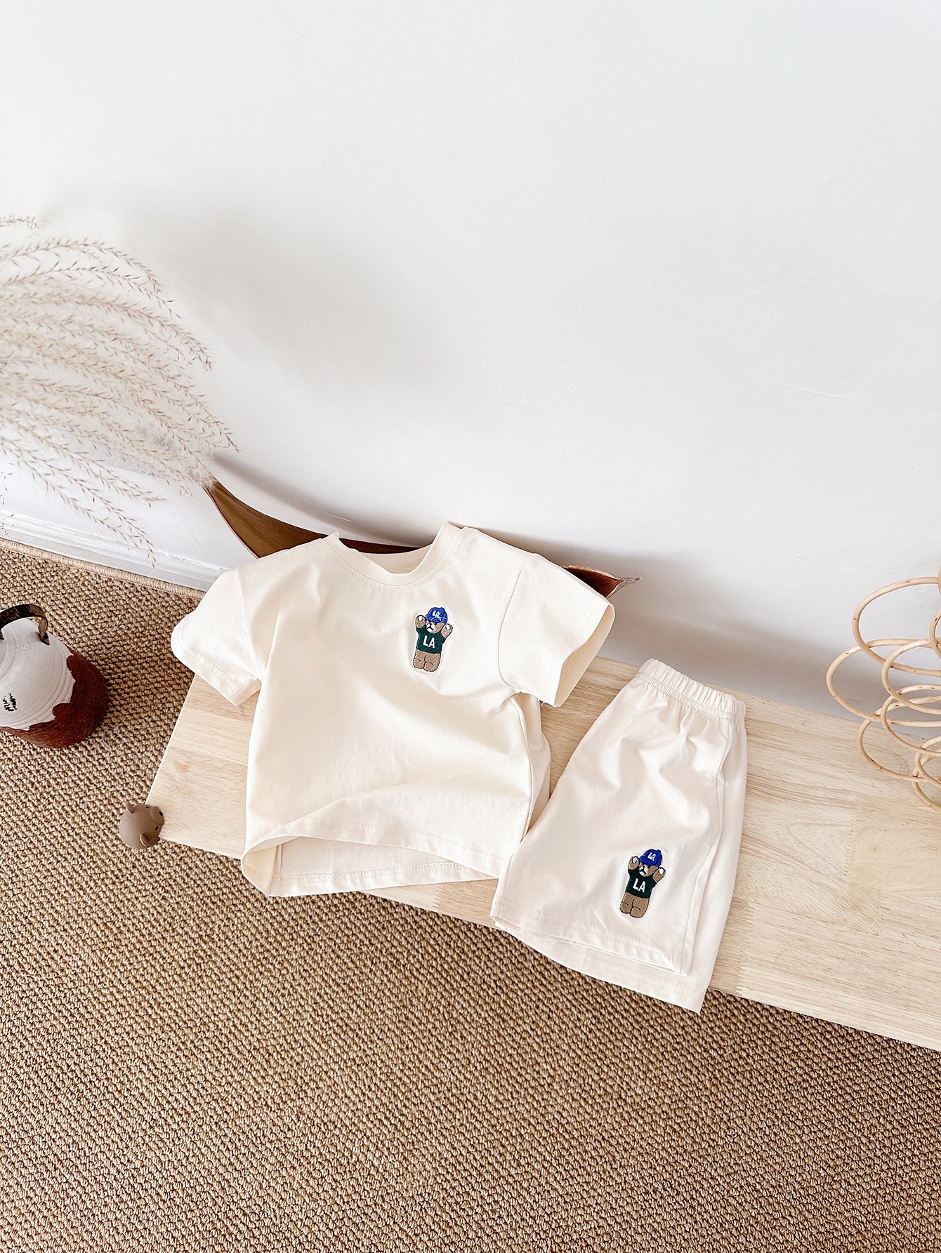 Korean Simple White Baby Summer Clothes Cotton Bear Infant Loungewear