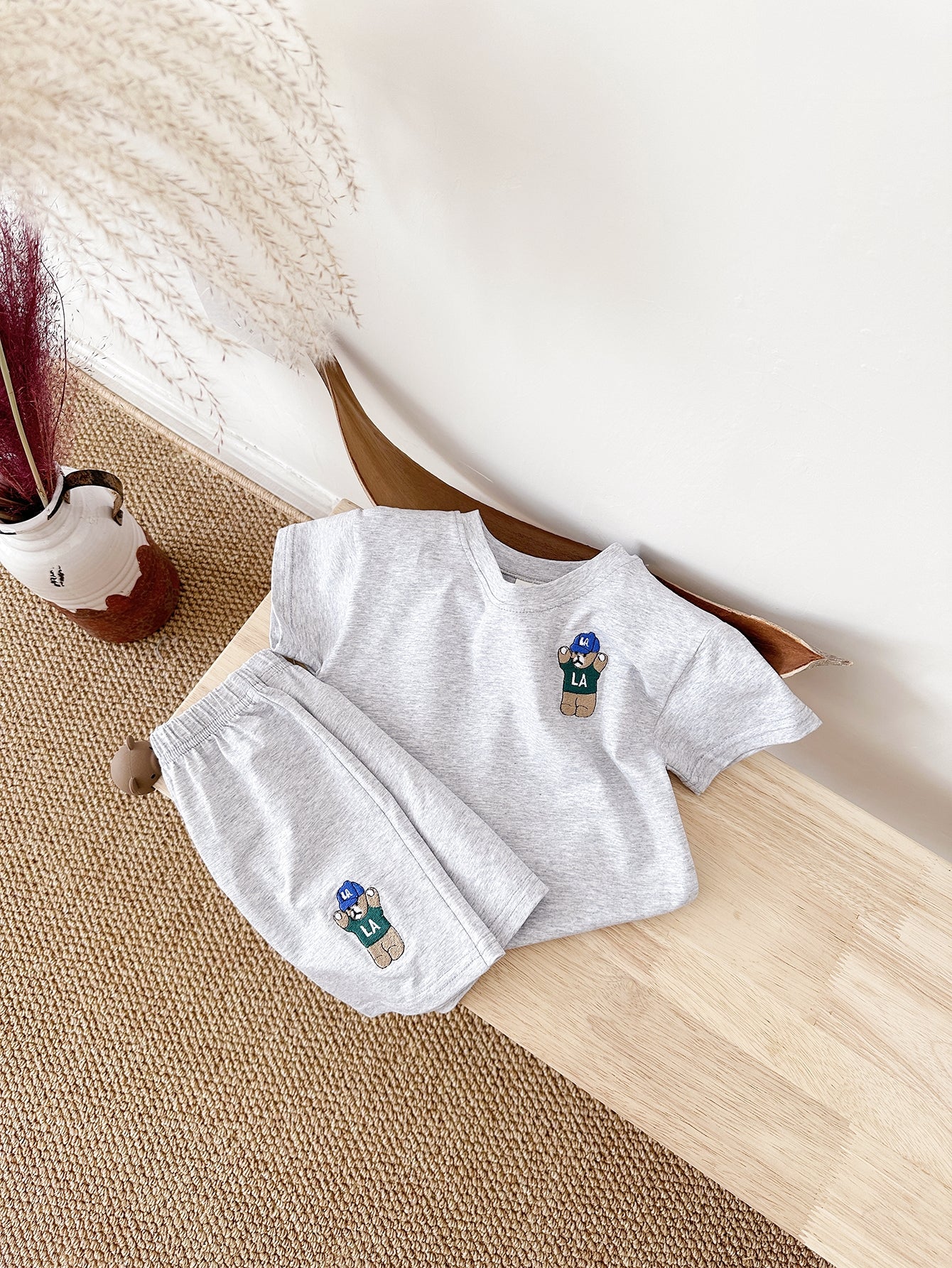 Korean Simple White Baby Summer Clothes Cotton Bear Infant Loungewear