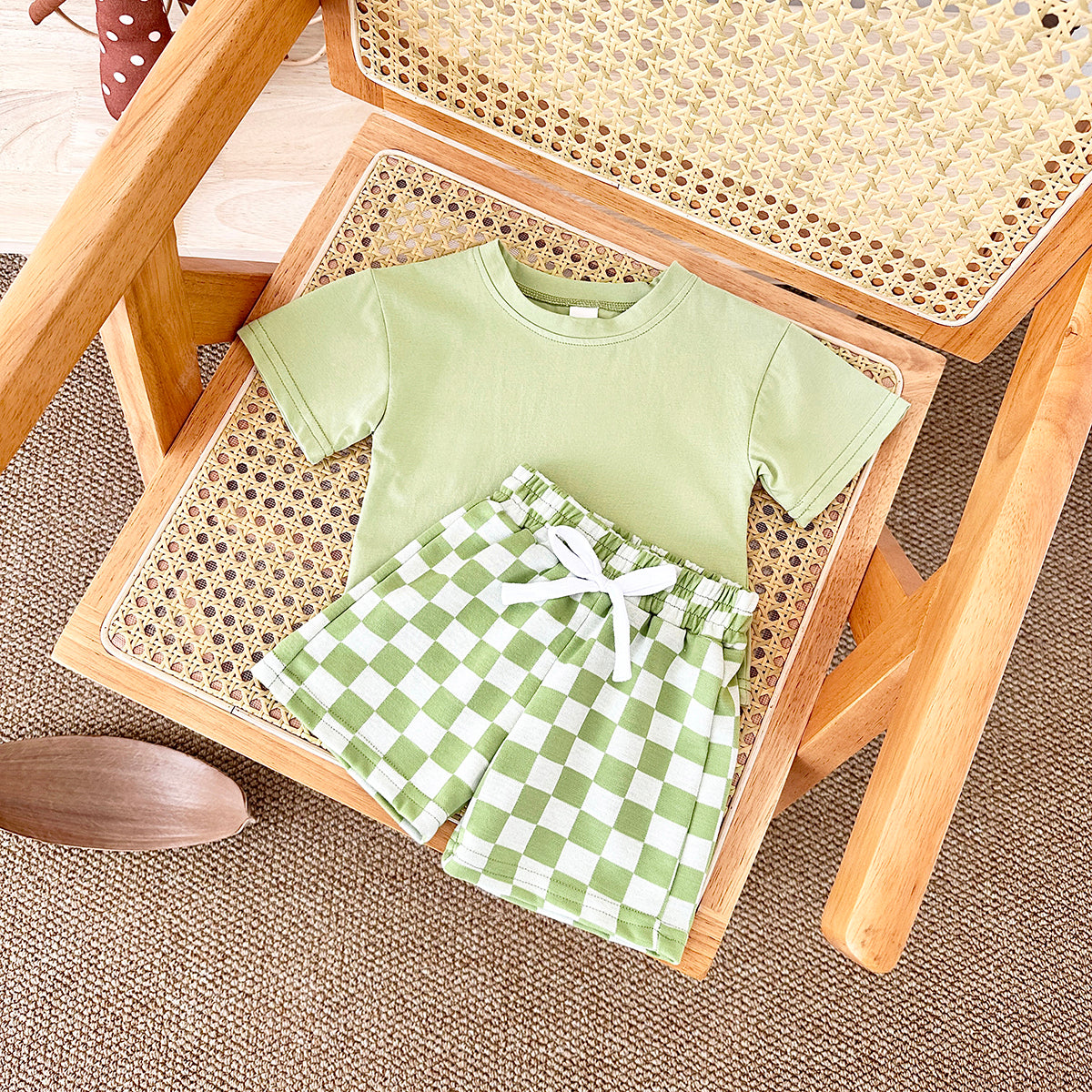 Summer Casual Solid Short Sleeve T-shirt & Plaid Shorts