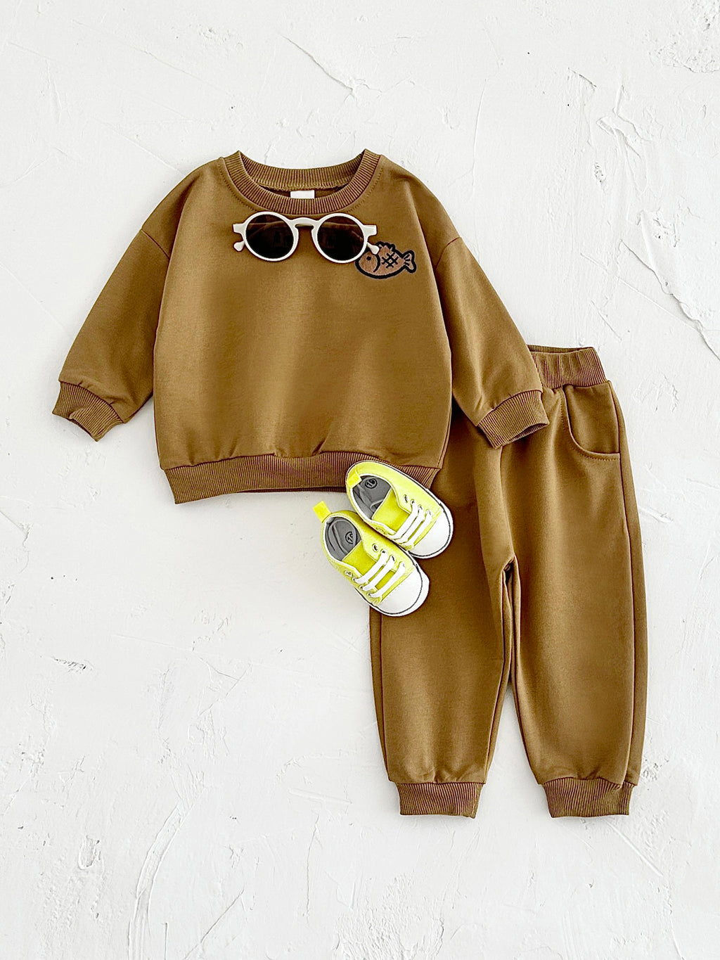 Ins Solid Toddler Two Piece Set Fleece Fish Embroidery Baby Clothes