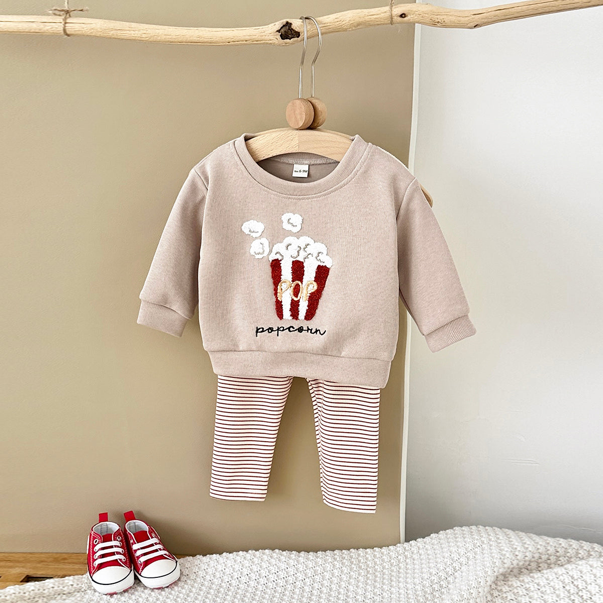 Cute Baby Snack Outfit, 3D Towel Embroidery Sweatshirt With Striped Pants