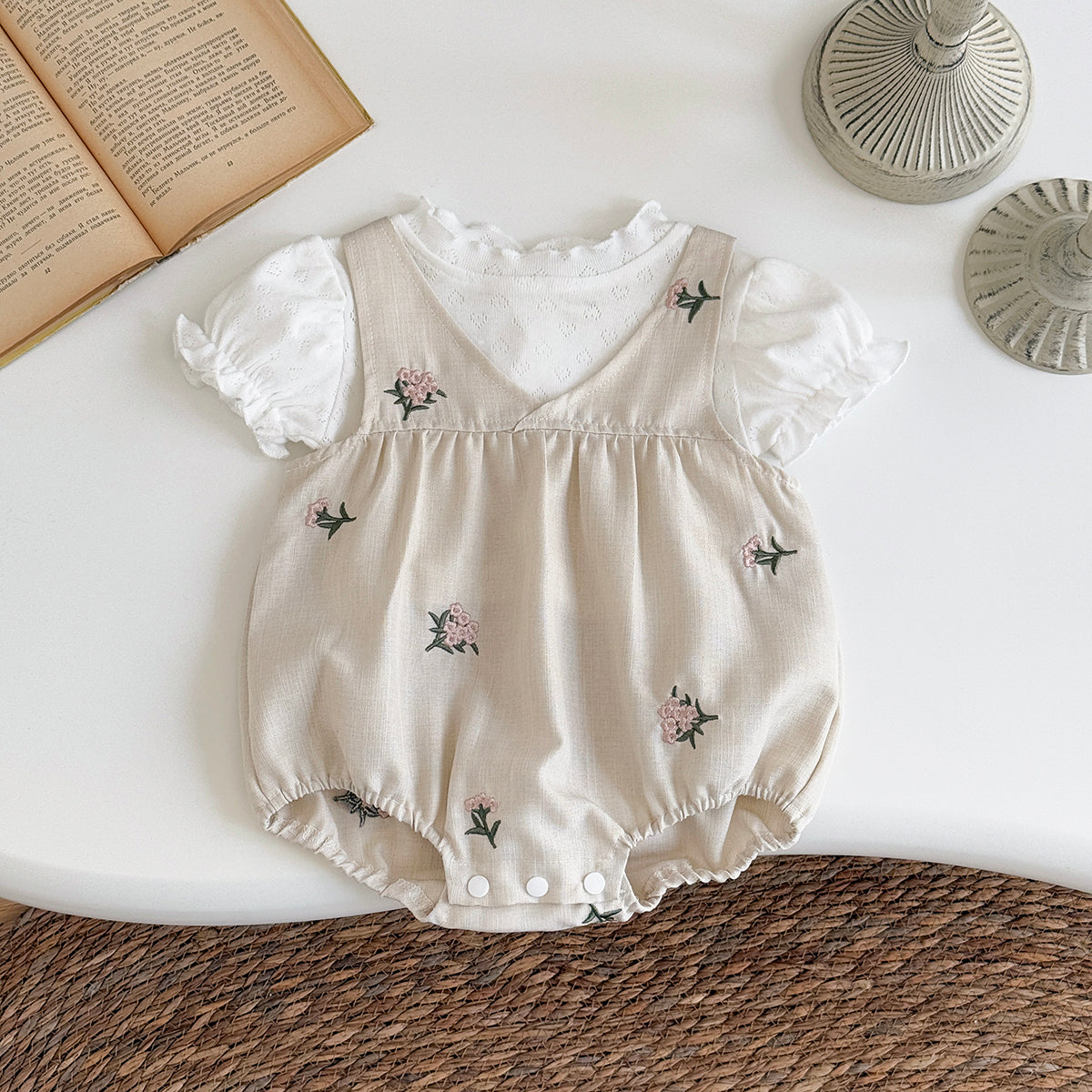 Baby Floral Embroidery Romper & Puff Sleeve Top Set