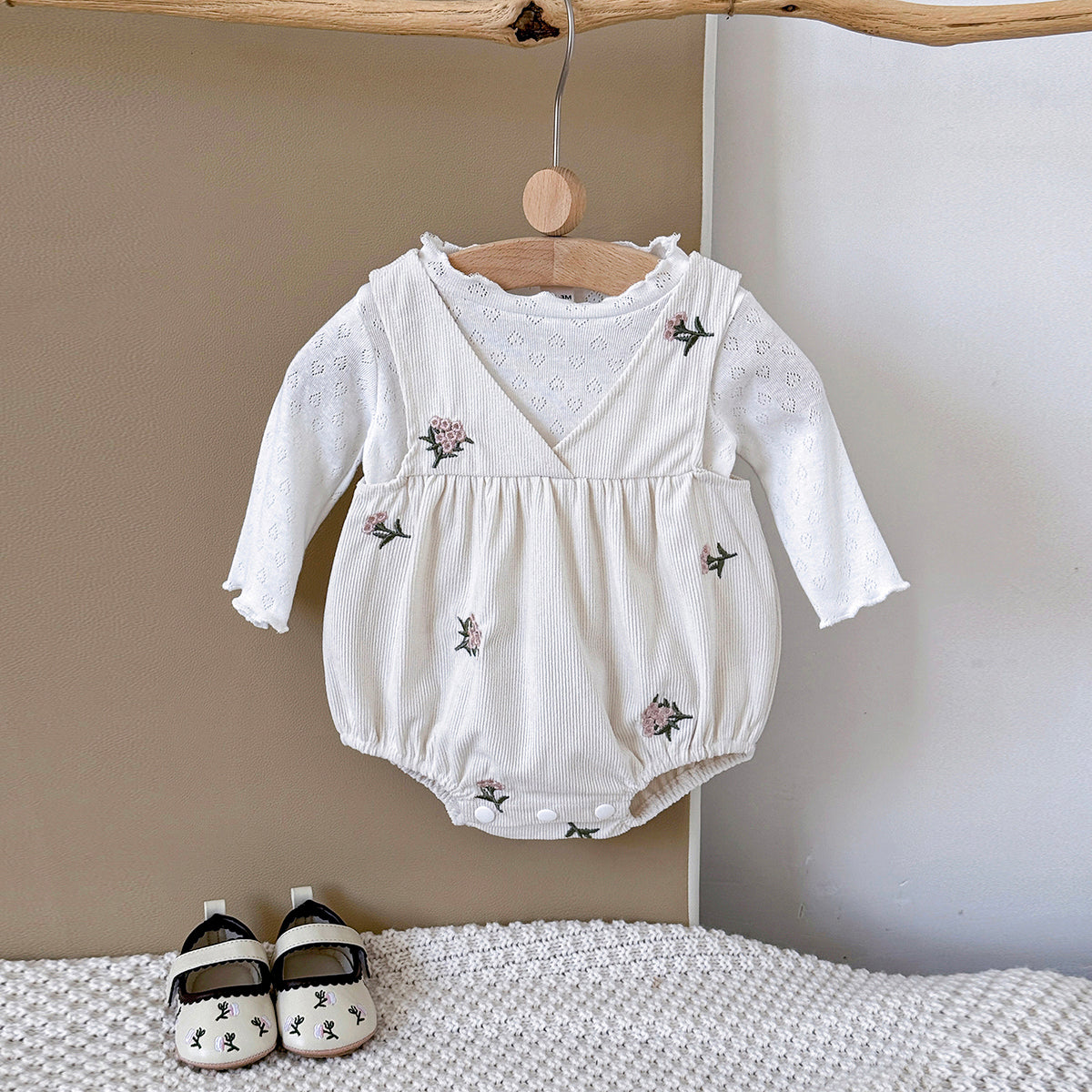 Baby Floral Embroidered Romper and Pants Set Spring Autumn 1-18 Months Old