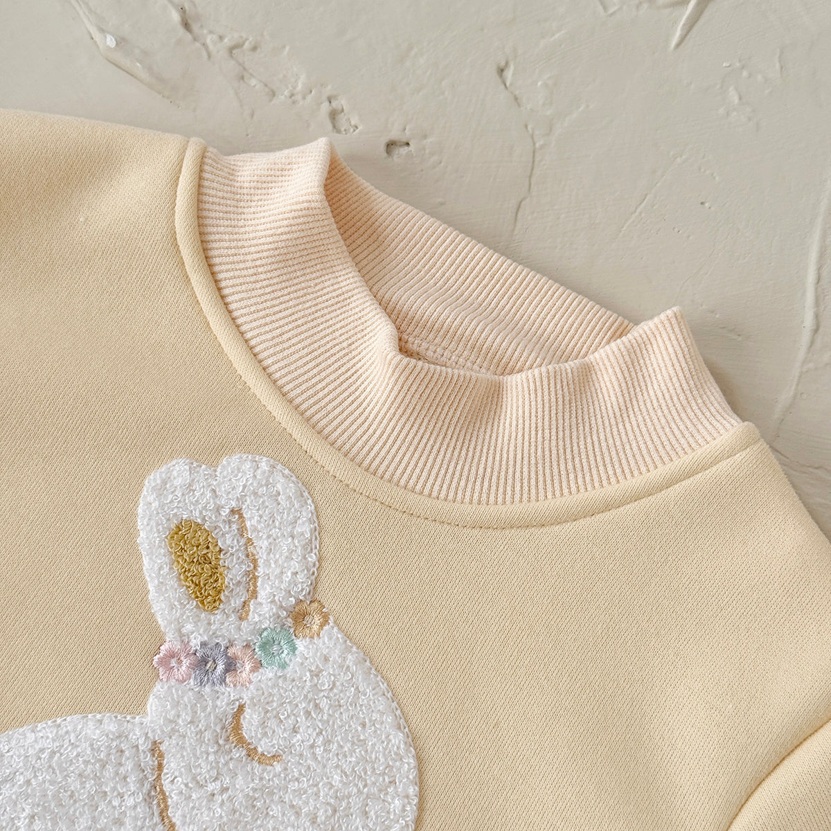 Yellow embroidered rabbit long-sleeved plush set (0-3 years)