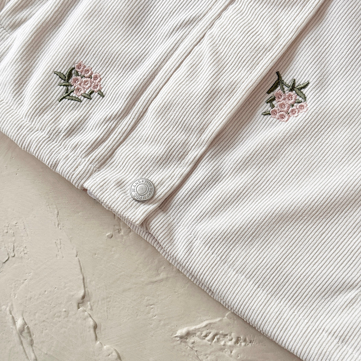 Beige embroidered winter jacket for 0-3 years old