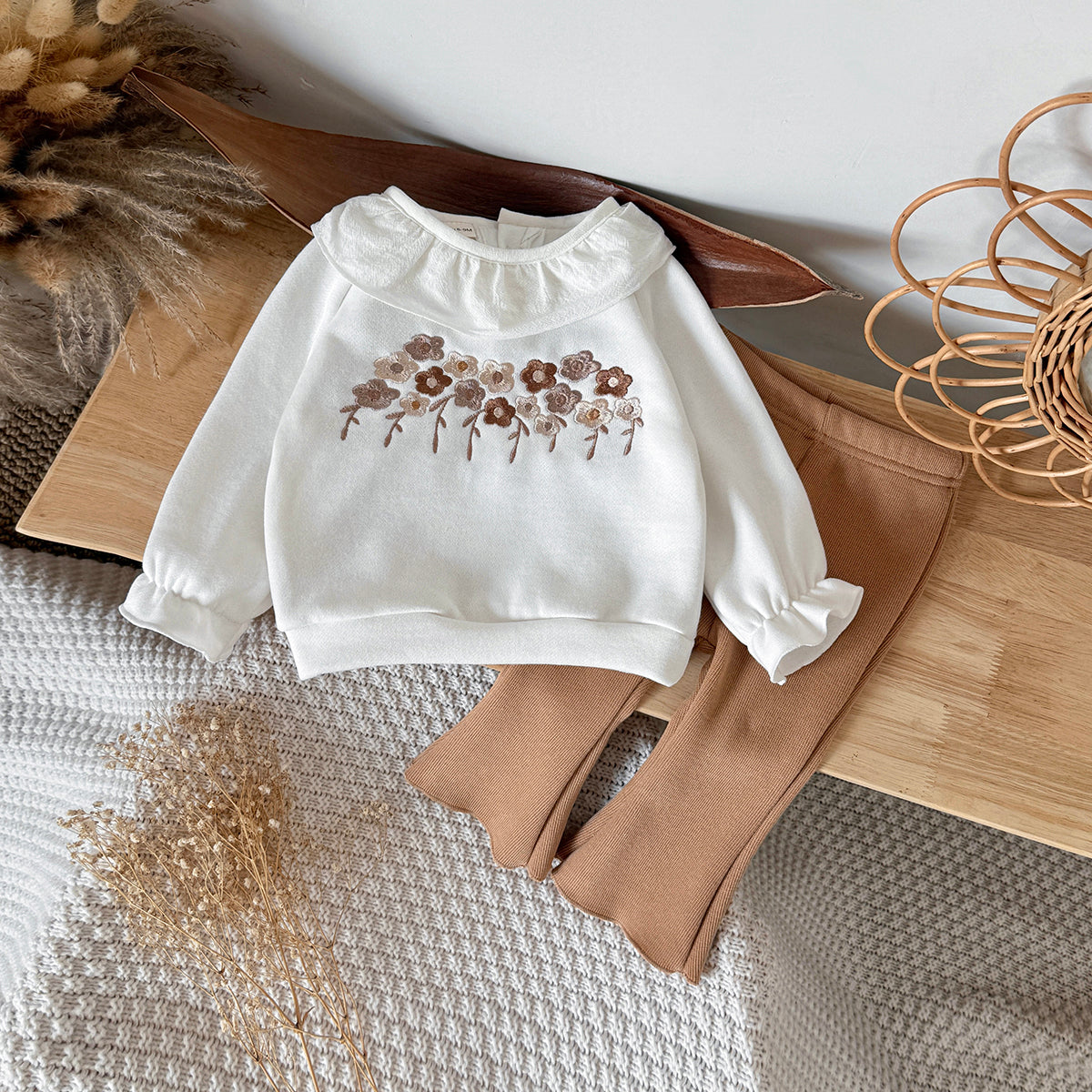 White flower embroidered baby girl pants set