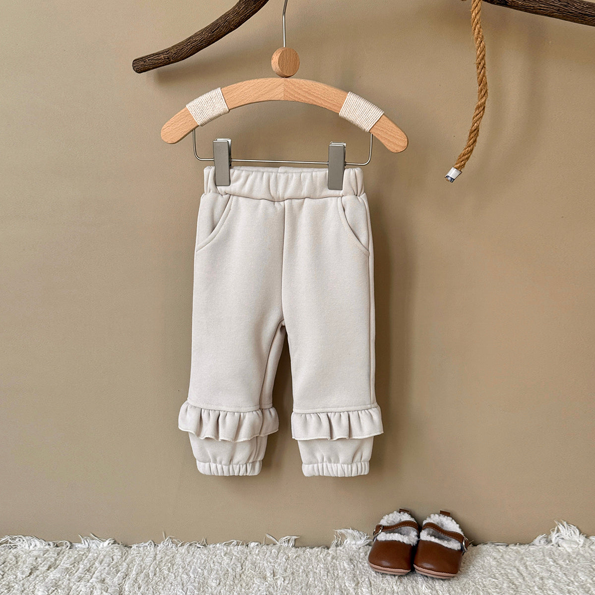 Forest Style Girls Thick Winter Sweatpants Ruffle Hem Infant Warm Trousers