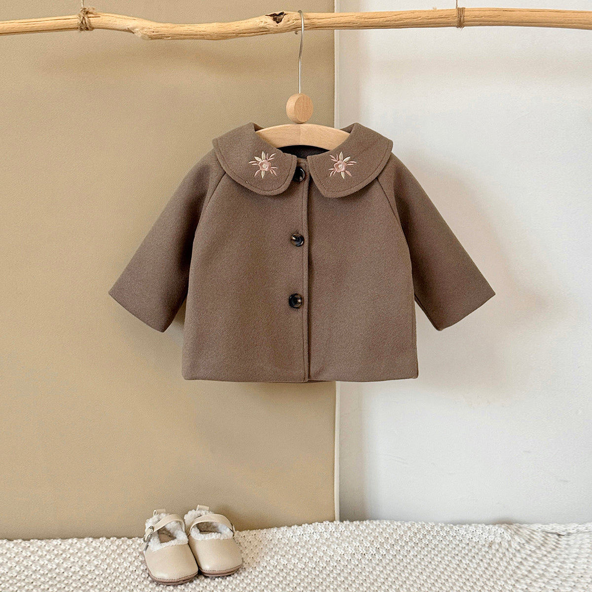 Korean Girls Embroidery Collar Wool Coat Baby Autumn Short Jacket