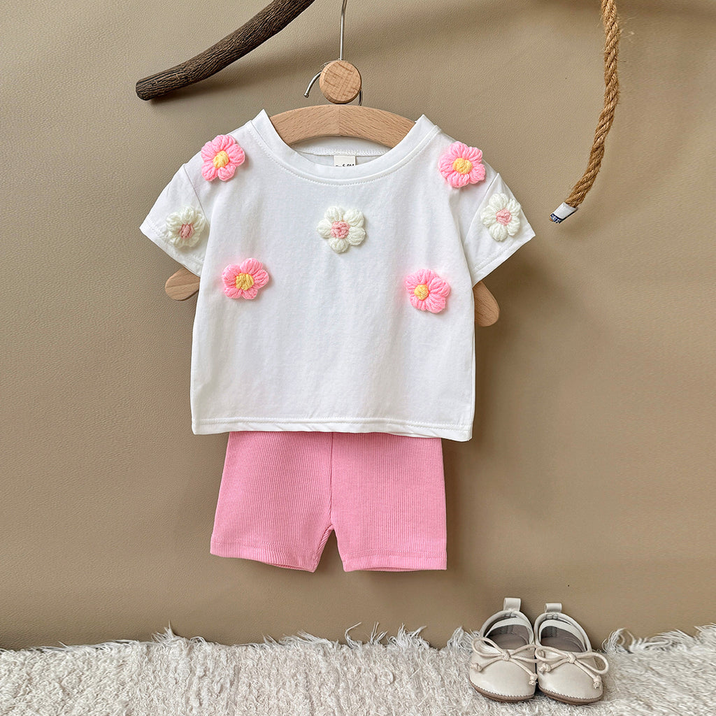 Baby Girl 3D Floral Tee & Ribbed Shorts Outfi