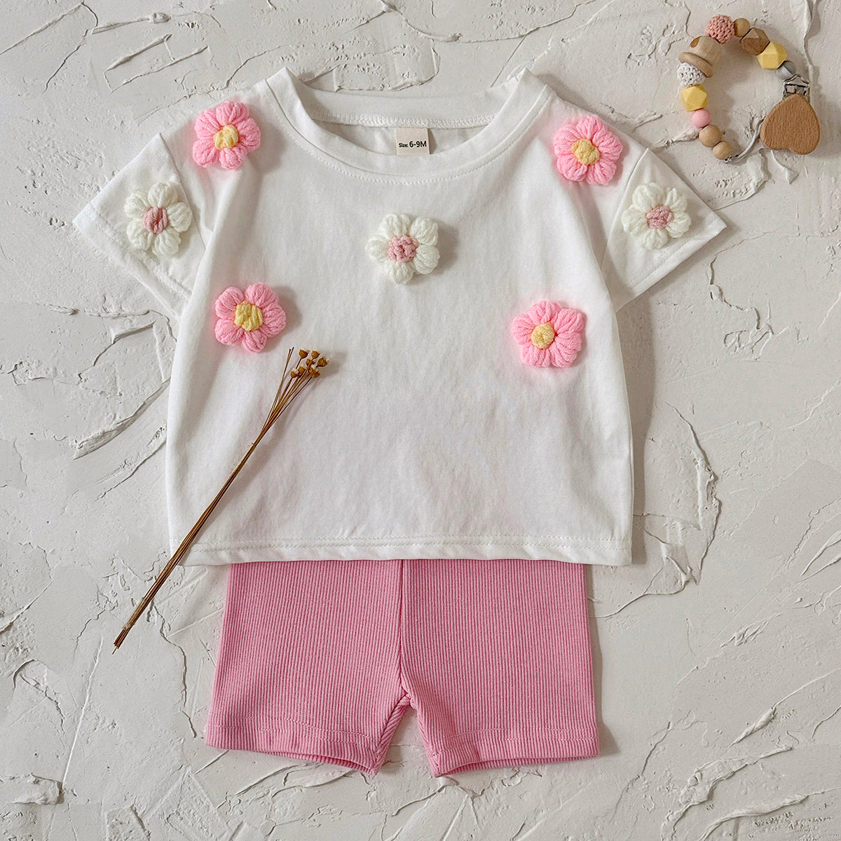 Baby Girl 3D Floral Tee & Ribbed Shorts Outfi