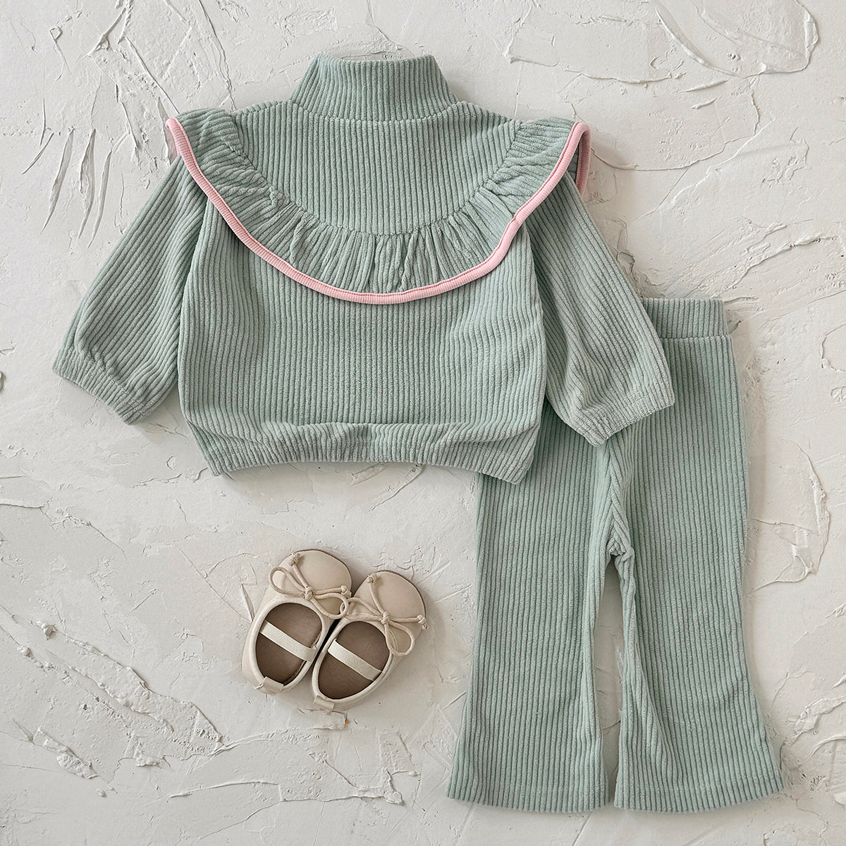 Green corduroy baby girl pants set