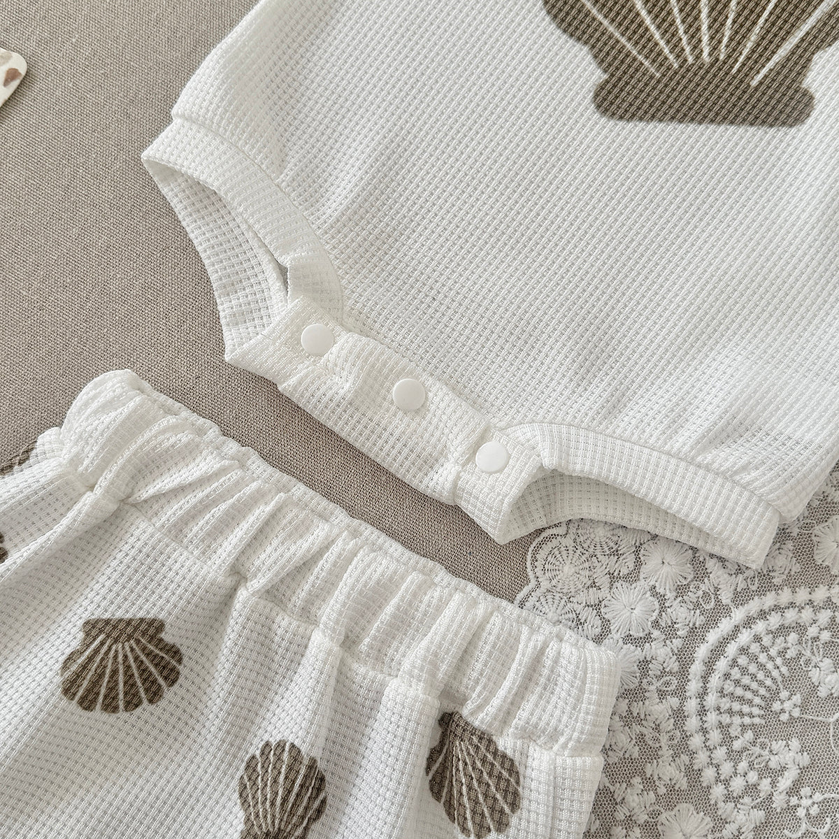 Seashell Print Baby 2Pcs Outfit Waffle Knit Suspender Romper Shorts Set
