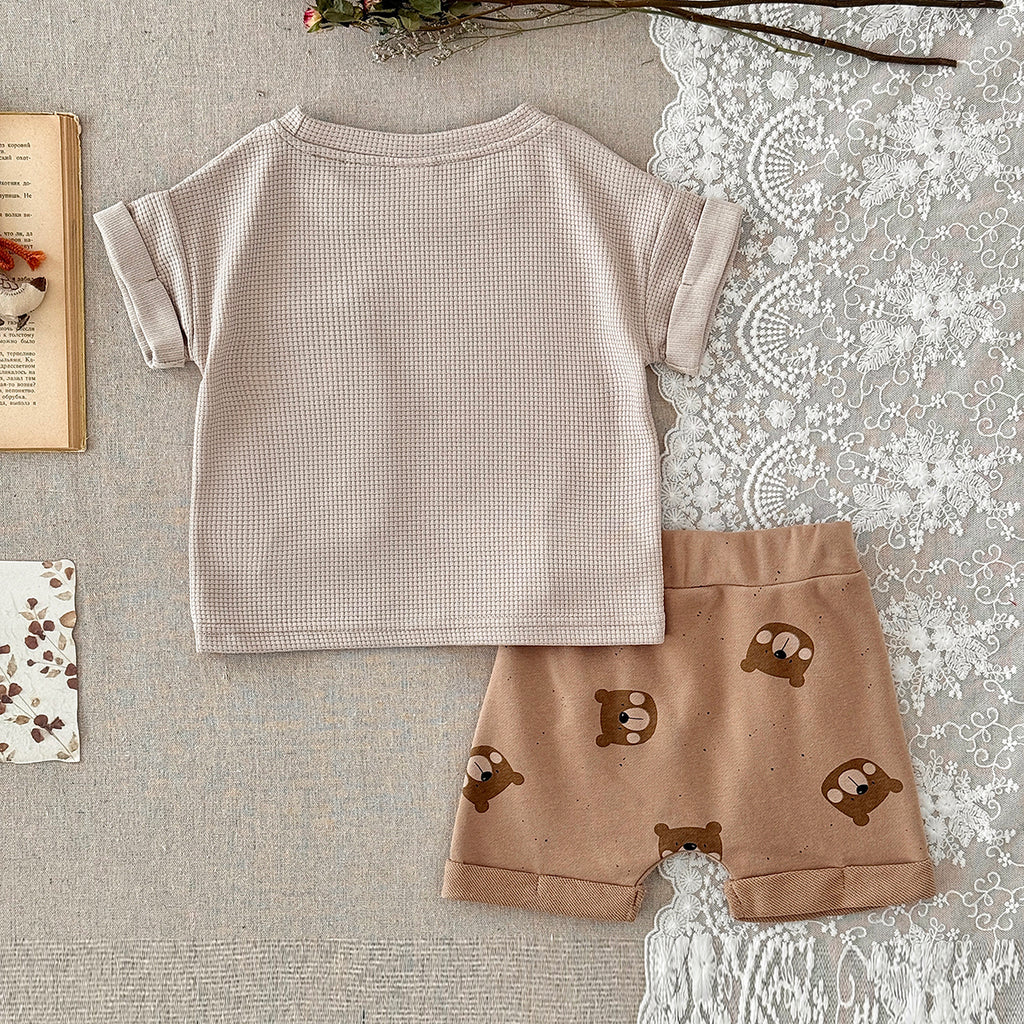 Waffle Knit Bear Print Baby Shorts Outfit
