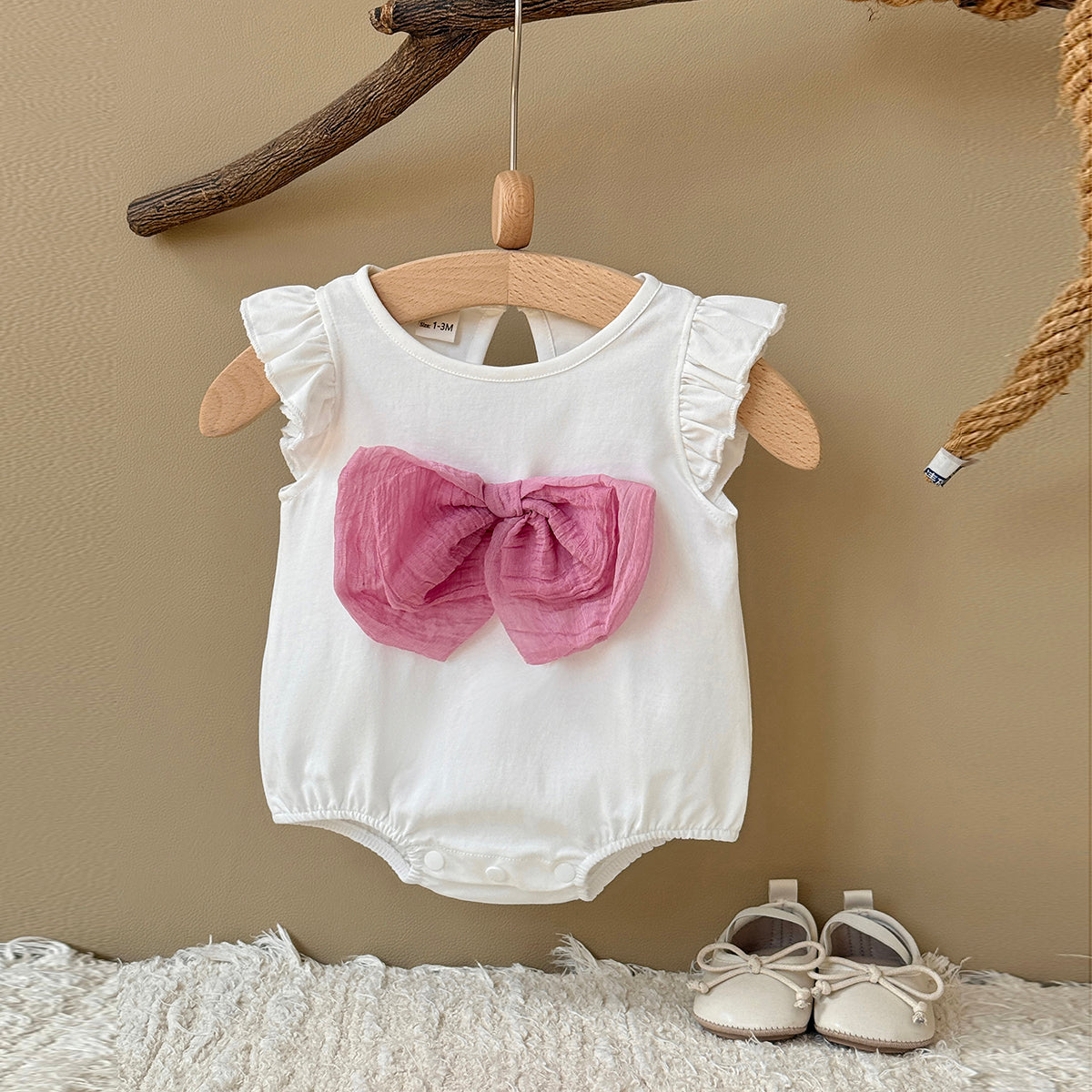 Baby Girl Ruffle Sleeve Bodysuit with Pink Big Bow