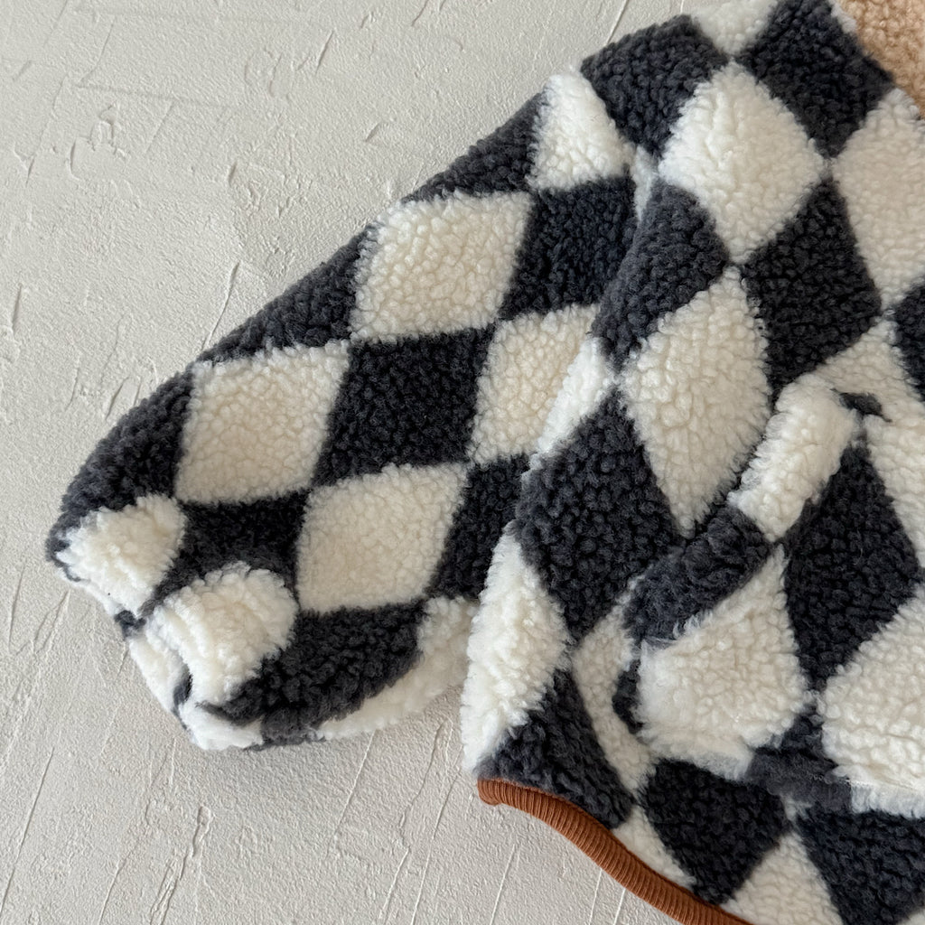 Small Diamond Pattern Fleece Top for Autumn Winter