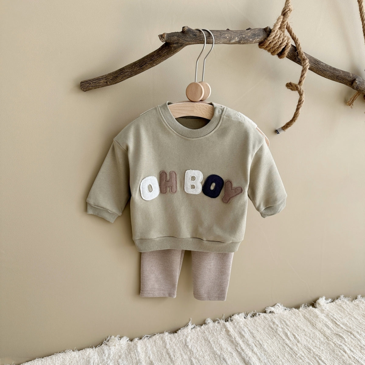 Neutral Baby Letter Pattern Sports Set 1-3 Years Old