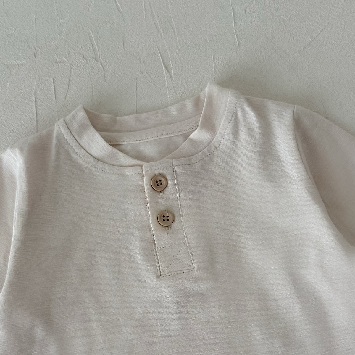 Three-Color T-shirt Set for Spring Autumn