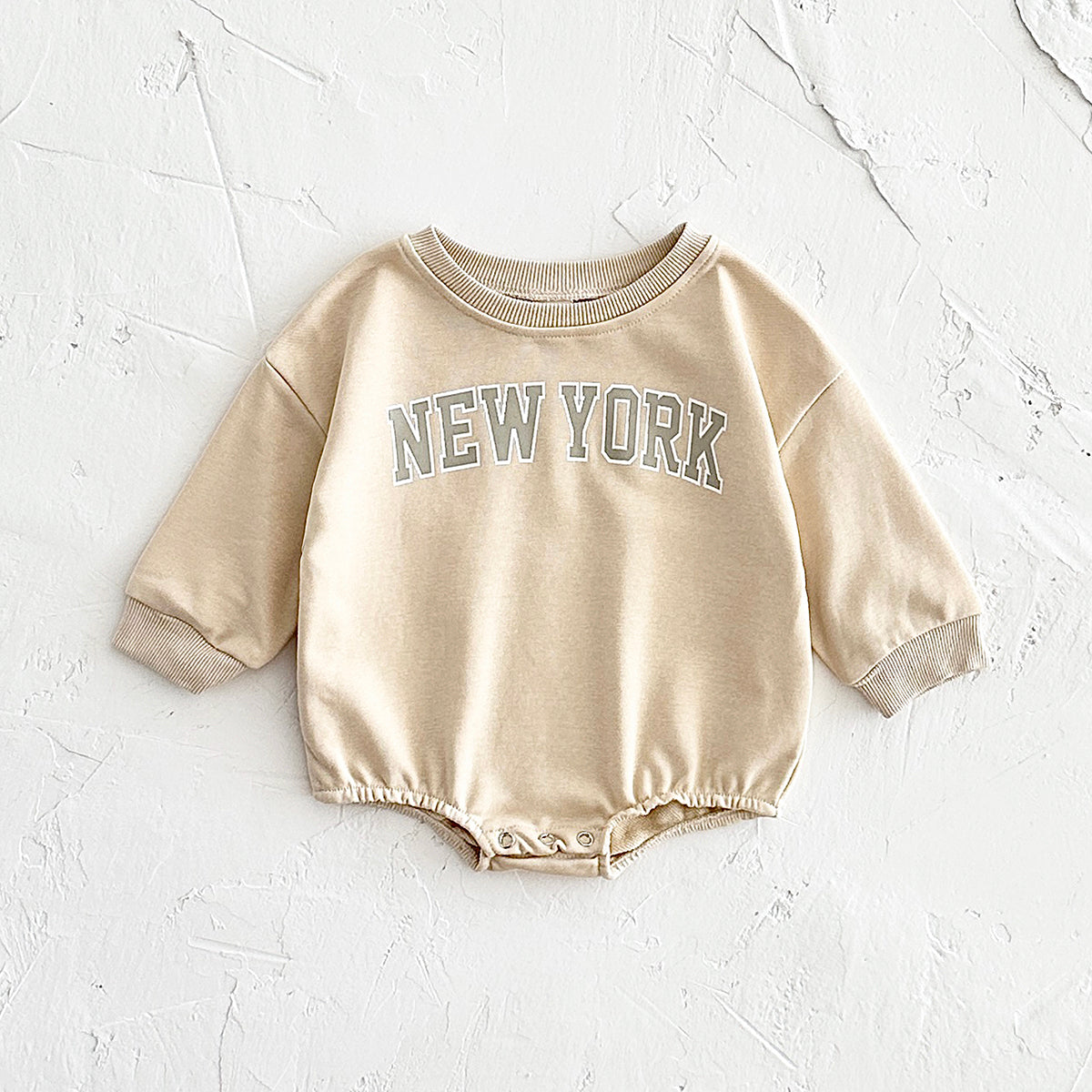 Neutral baby letter pattern printed jumpsuit 1-18 months