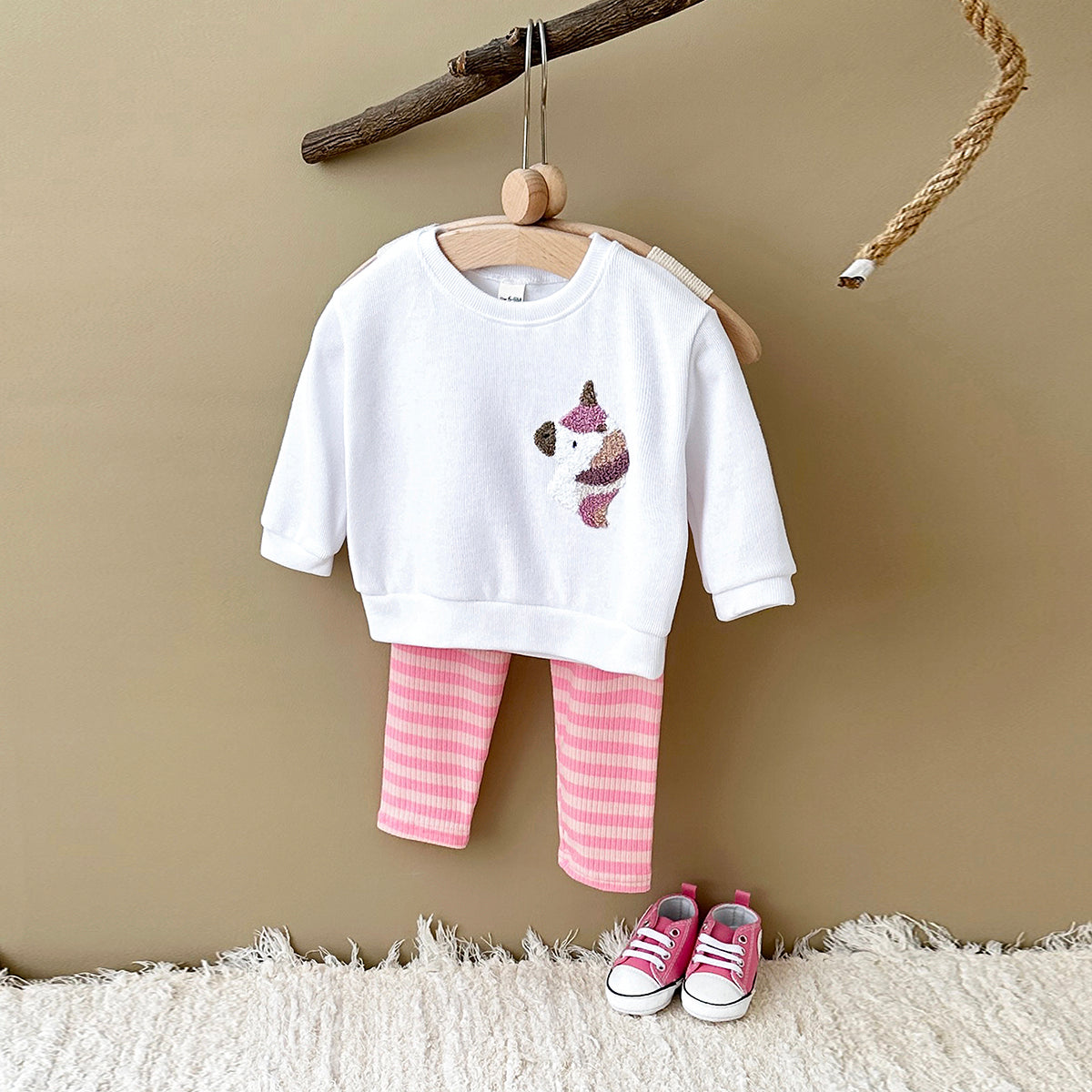 Infant Crew Neck Animal Sweatshirt With Striped Stretch Pants