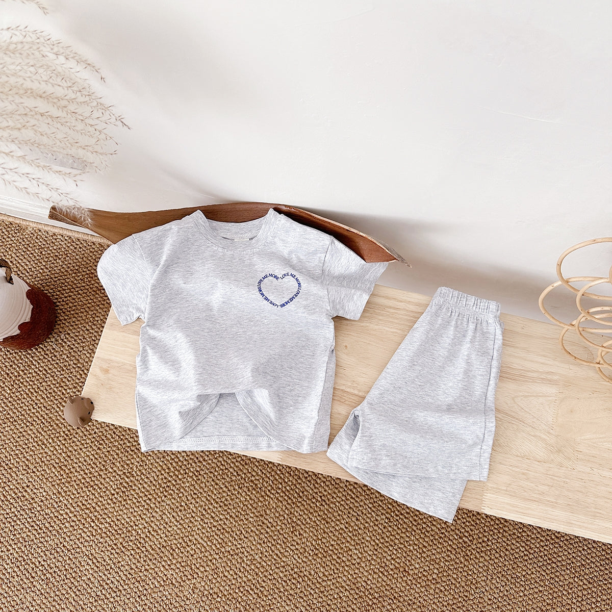 Multi-color Fashion 2-Piece Heart Print Short Sleeve Set