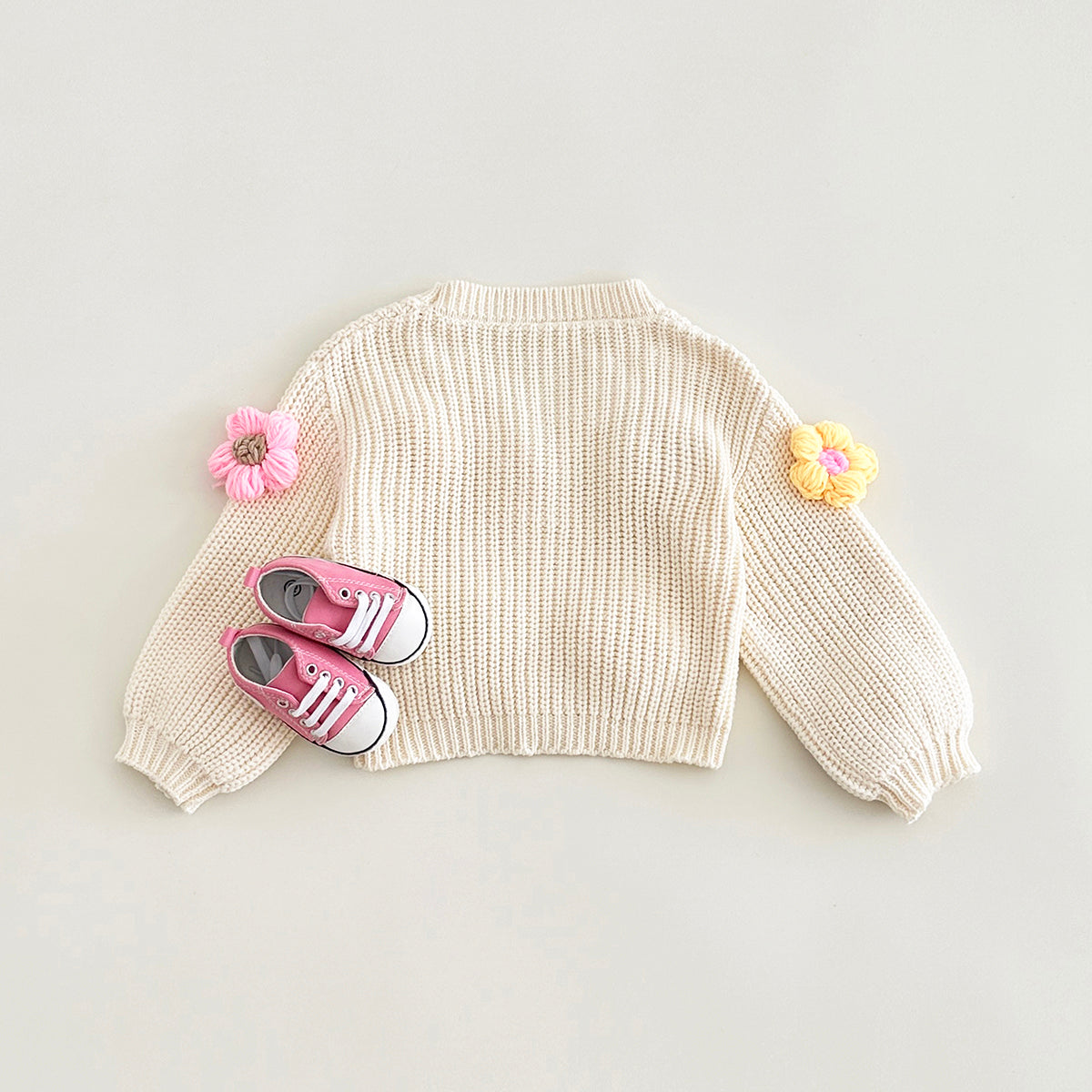 Cute Baby 3D Color Flower Cardigan, Soft Thick Knit Girls Outerwear