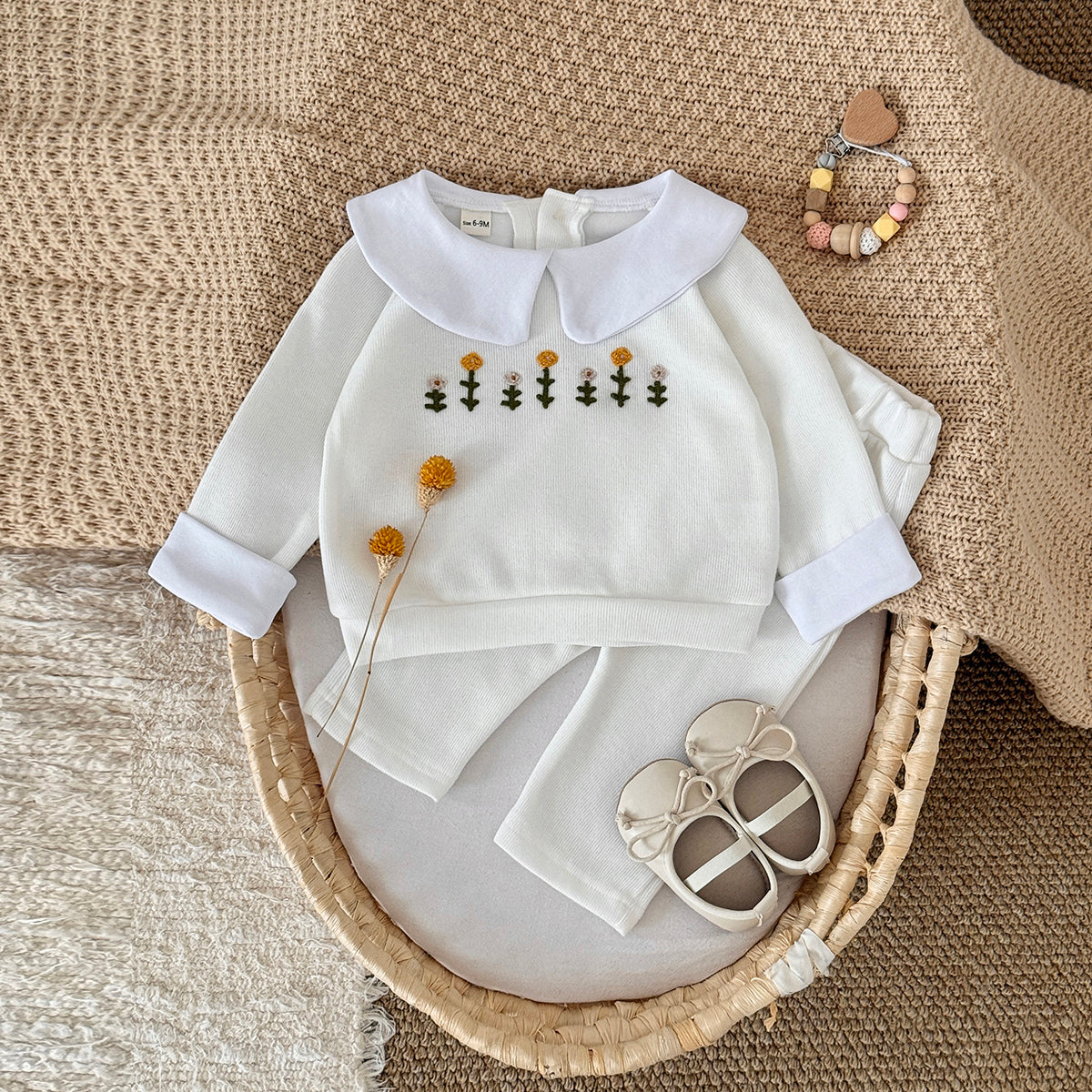 Baby Girl White Flower Embroidered Long Sleeve Set 0-3 Years Old