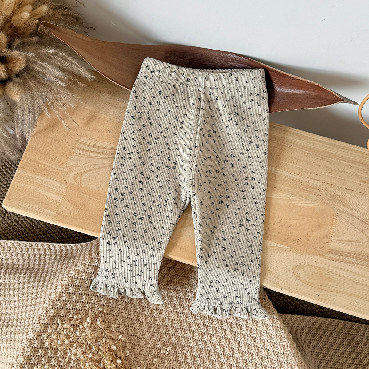 Simple Floral Baby Thin Fleece Leggings Ruffle Hem Stretchy Fit Trousers