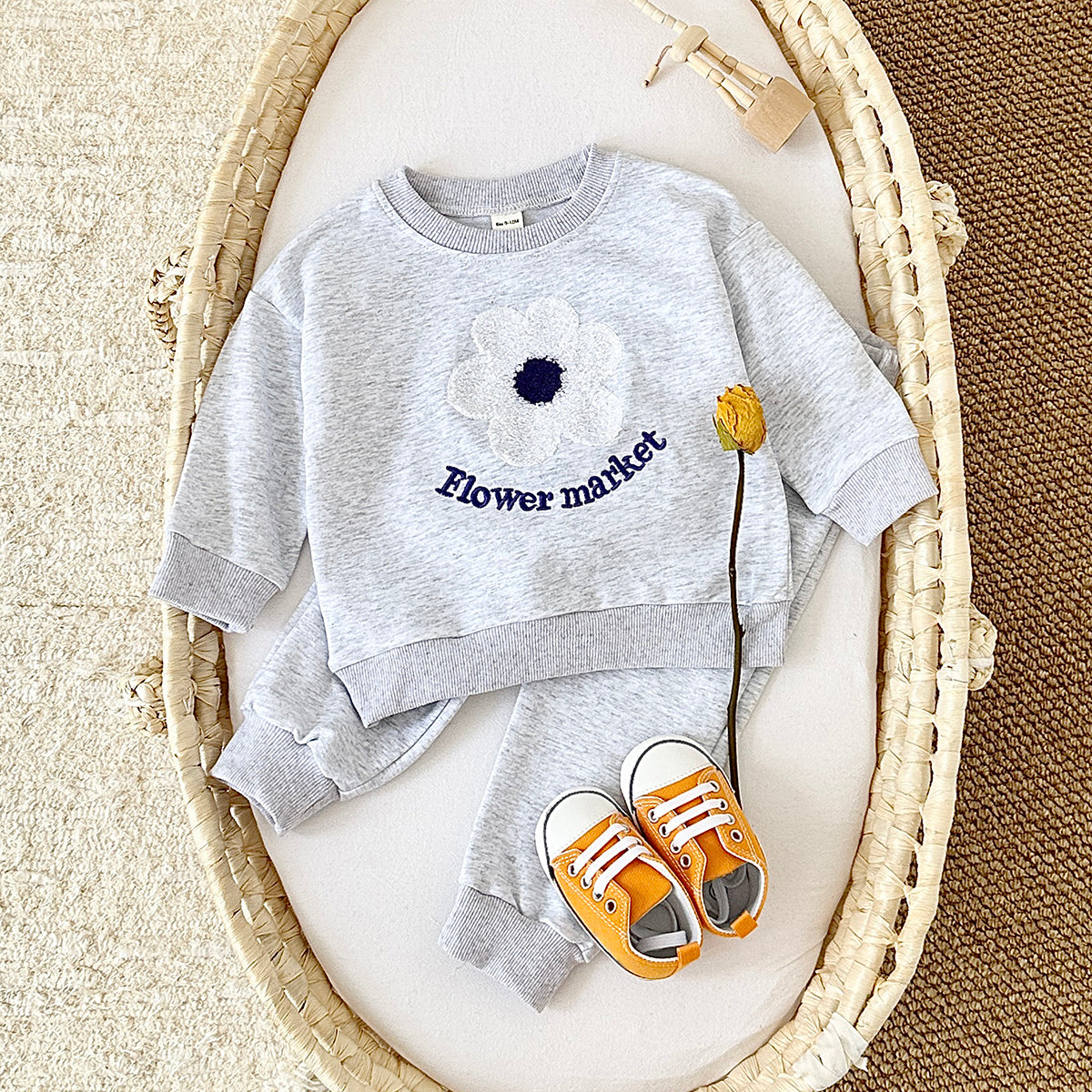 Neutral Baby Flower Embroidery Pattern Sports Set 1-4 Years Old